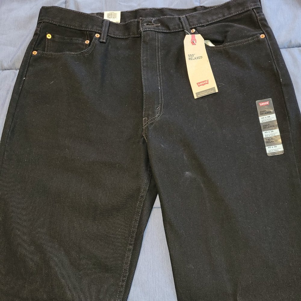 Black Men's Levi Jeans